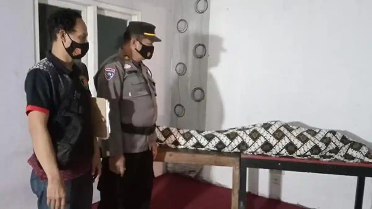 Seorang Penderes di Kulon Progo Meninggal Dunia Setelah Jatuh dari Pohon Kelapa