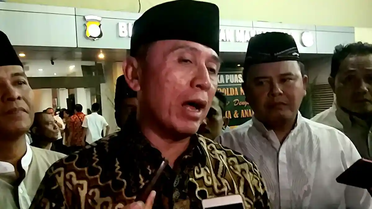 Kapolda Pakai 'Blue Notice' Pulangkan Rizieq Shihab