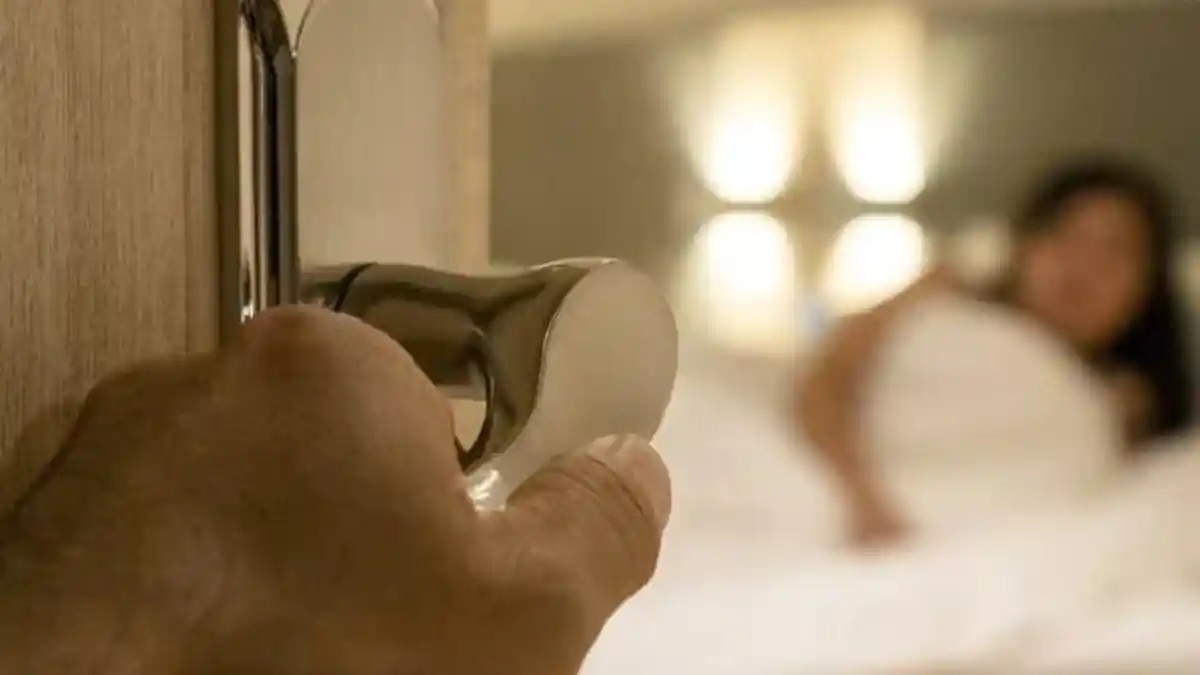 Berawal dari Salah Kirim Pesan, Suami Pergoki Istri Selingkuh dengan Sahabatnya