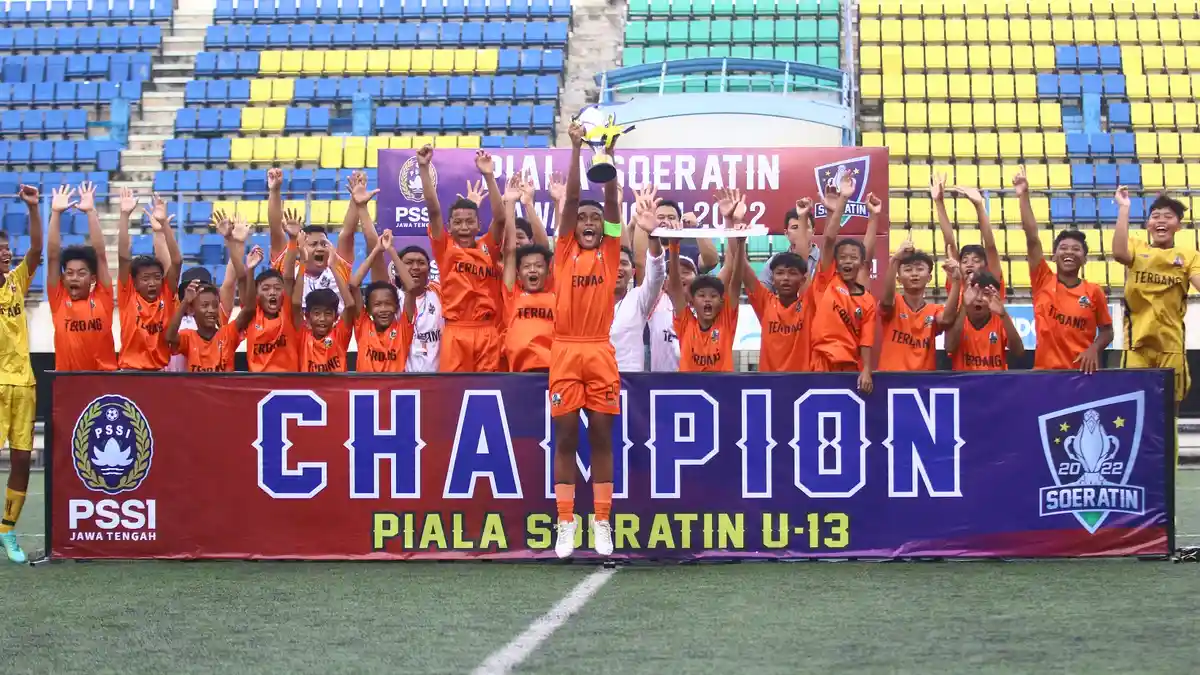 SSB Terang Bangsa Semarang Juara Piala Soeratin U-13 Jateng, Kandaskan Persikas 2-1