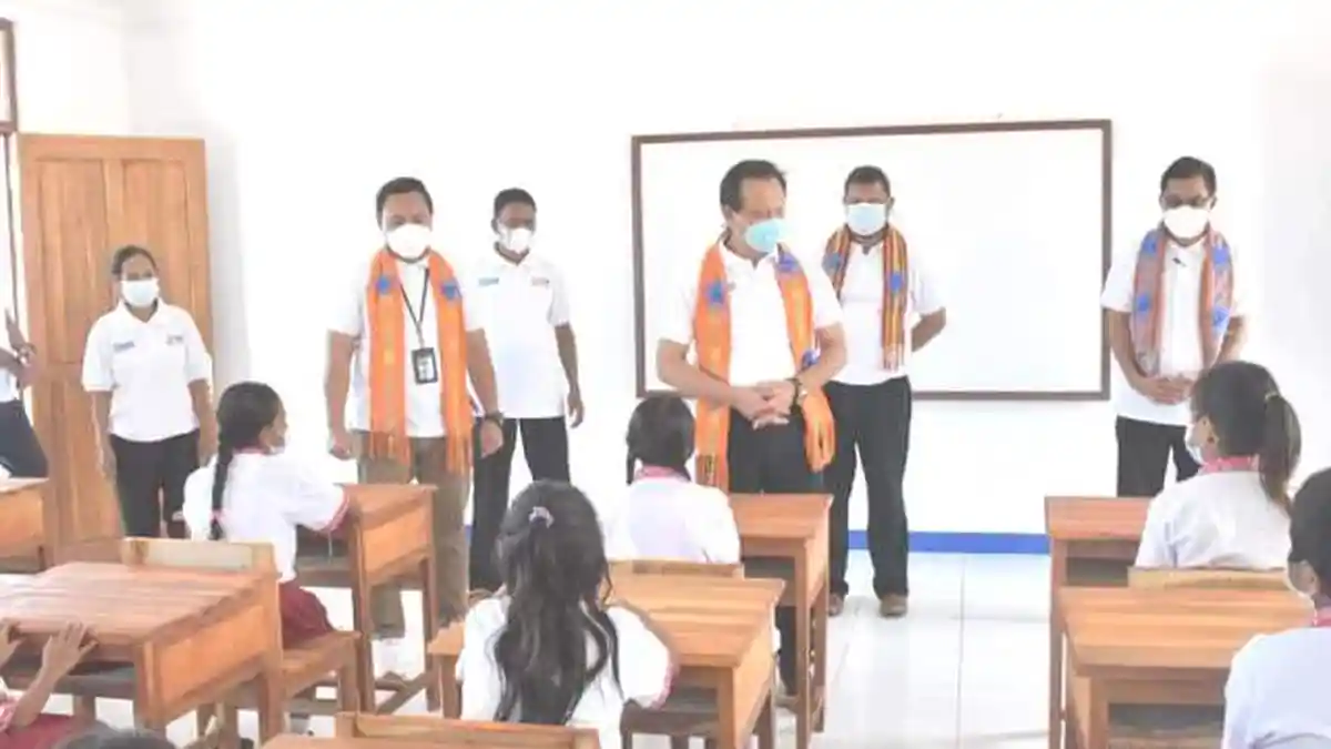 Bupati Belu Dorong Guru dan Siswa Kuasai Teknologi