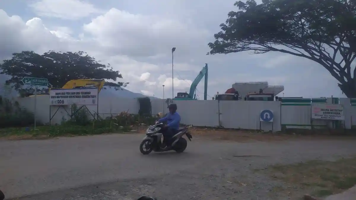 Kondisi Terkini Pembangunan Jembatan 4 Palu, Tiang Beton Sudah Berdiri