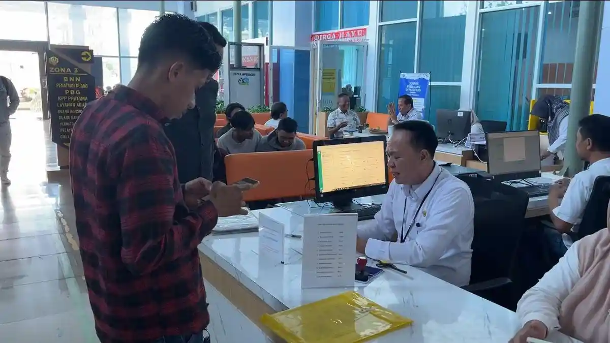 Ada 2.700 Kartu Kuning Diterbitkan Disnakerperin Kendari Sepanjang 2024, Banyak Pemohon Luar Kota