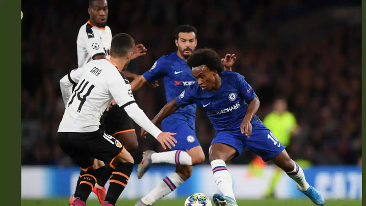 LIGA CHAMPIONS HARI INI - Drama 4 Gol Valencia vs Chelsea, Liverpool vs Napoli Berakhir Imbang 1-1