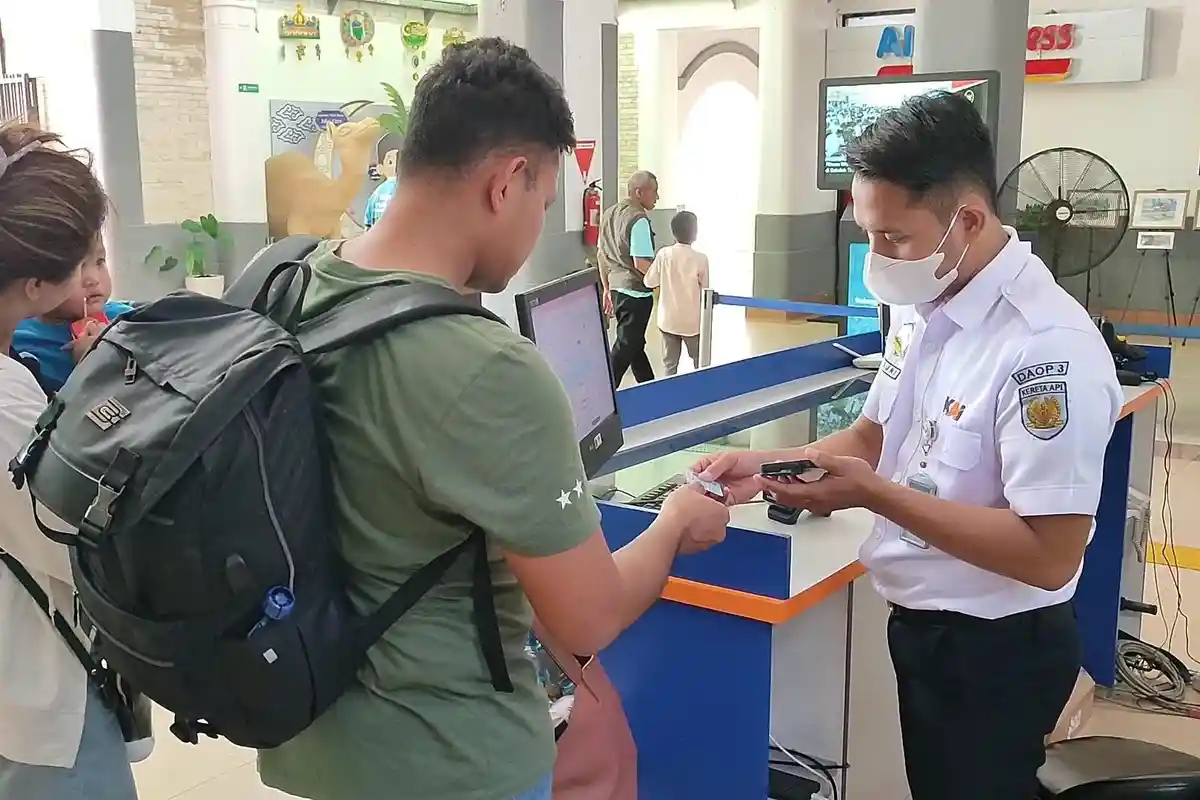 Tiket KA Argo Cheribon Tujuan Jakarta Ludes Terjual, Hingga 1 Mei 2023