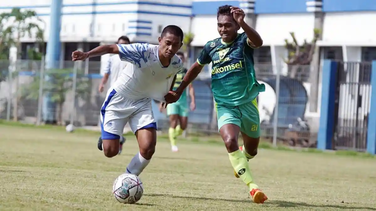 Jaga Kebugaran Usai Kalah, Persib Bandung Isi Latihan dengan Latih Tanding Bareng Persib U-20