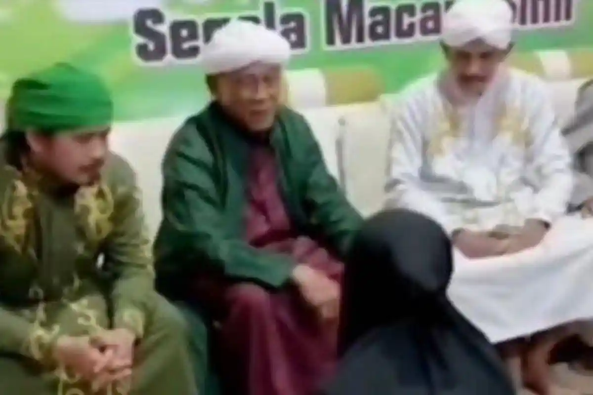 Cuma Demi Subscriber, Gus Samsudin Pemilik Ponpes Nuswantoro Bolehkan Hubungan Tukar Pasangan