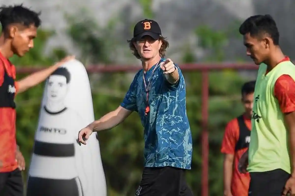 Borneo FC Dibantai Madura United 0-4 di Liga 1, Strategi Pesut Etam Atau Alarm Tanda Bahaya?