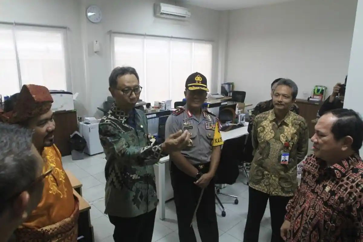 Sutarmidji Resmikan Kantor Baru OJK Kalbar - tirta-segara1.jpg