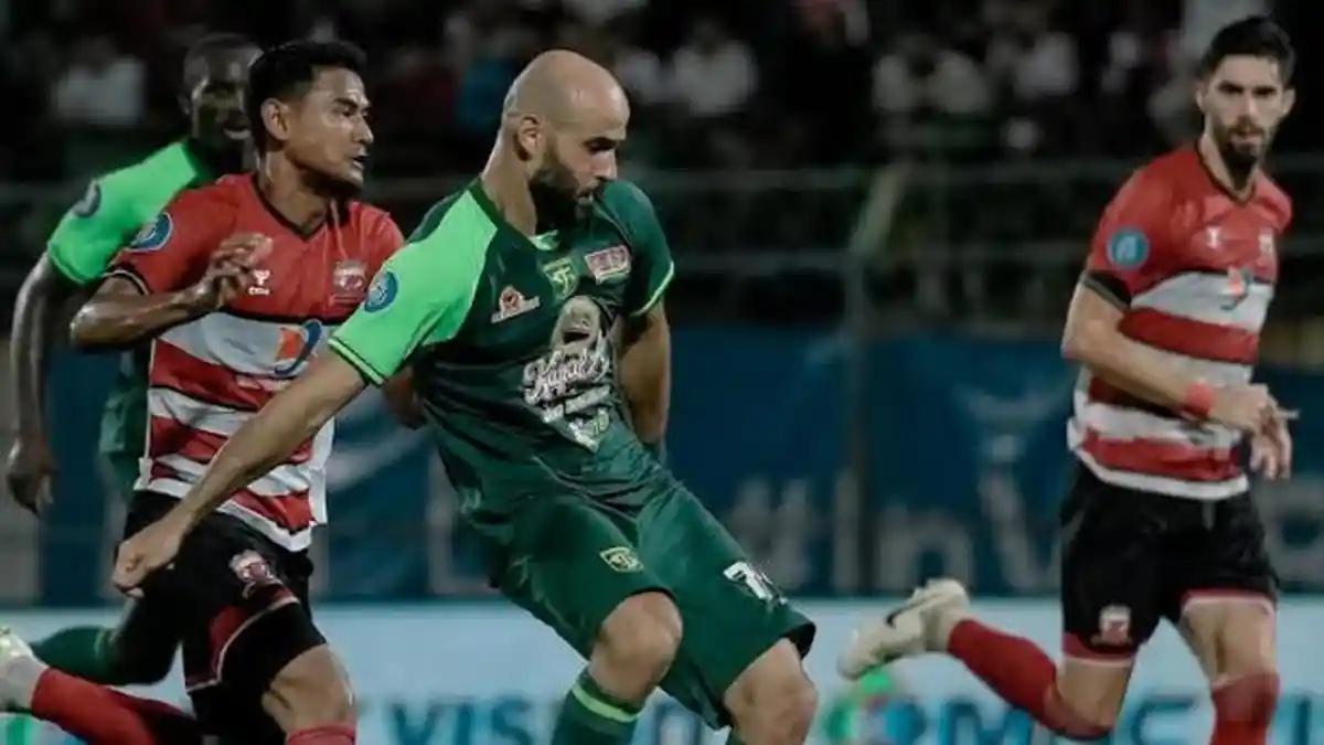 Madura United Vs Persebaya, Pelatih Paul Munster Puji Performa M Rashid ...