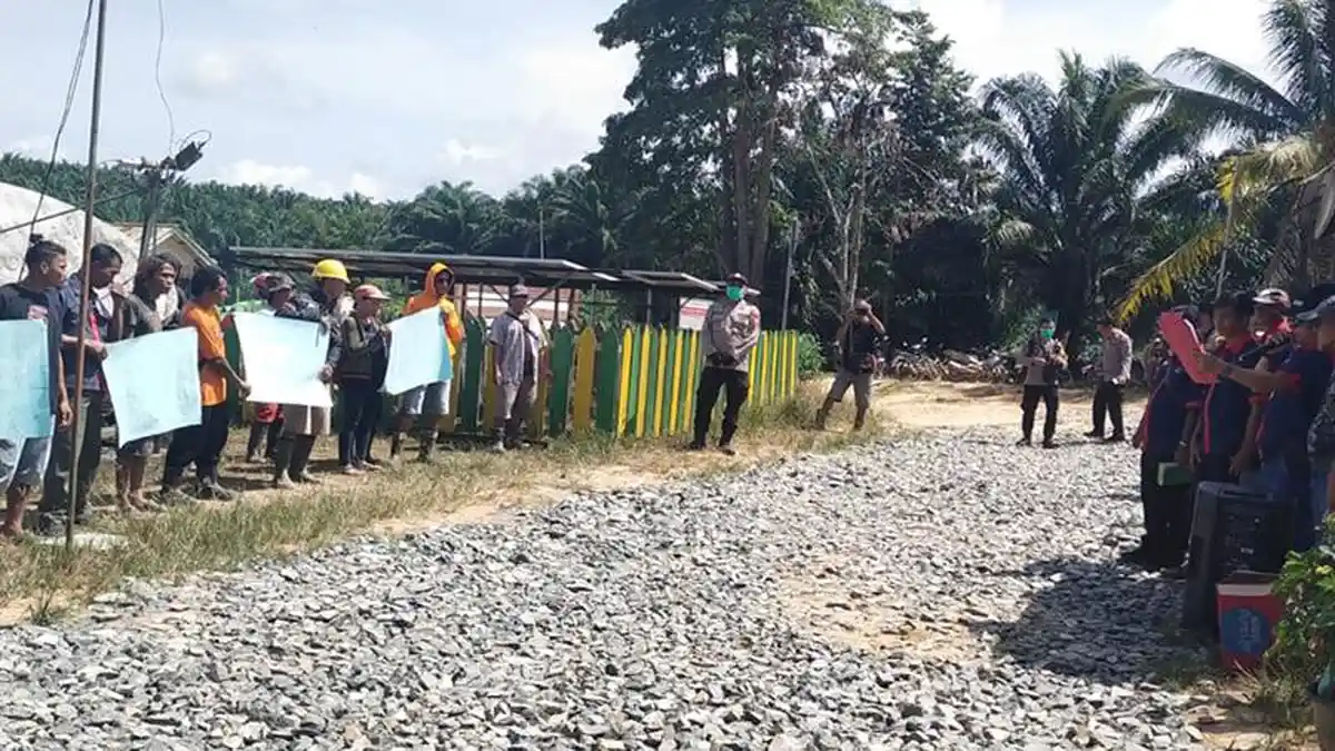 Karyawan PK PT PAS KMT Bagaruh Tuntut 6 Poin ke Perusahaan