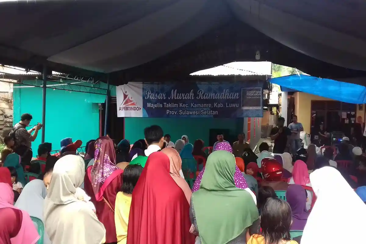 Kemendag RI Gelar Pasar Murah di Kamanre Luwu, Gandeng Pihak Swasta