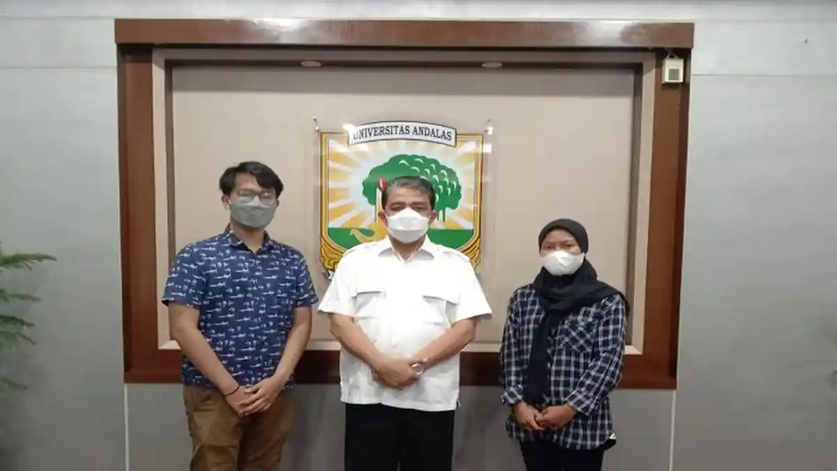 2 Mahasiswa Unand Kenakan Pakaian Adat Minang, Hadiri Peringatan Hari Sumpah Pemuda ke-93 di Jakarta