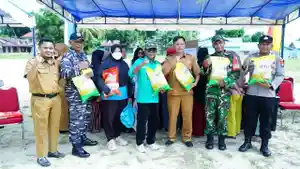 Pasar-murah-di-Senayang-Lingga.jpg