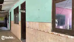 Salah-satu-sekolah-dasar-SD-yang-belum-ada-pendaftar-di-gelombang-pertama-3.jpg