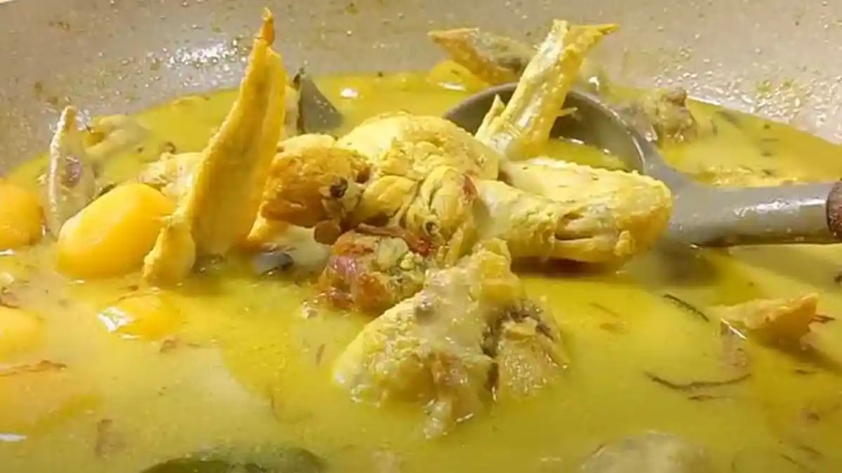 Resep Opor Ayam Kuning, Nikmat dengan Lontong atau Nasi