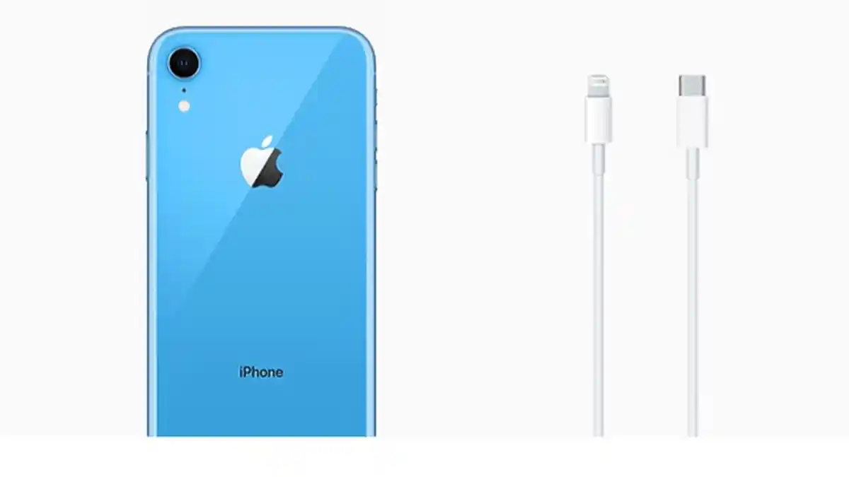 Alasan Empat iPhone Ini Dijual Tanpa Charger dan Earphone