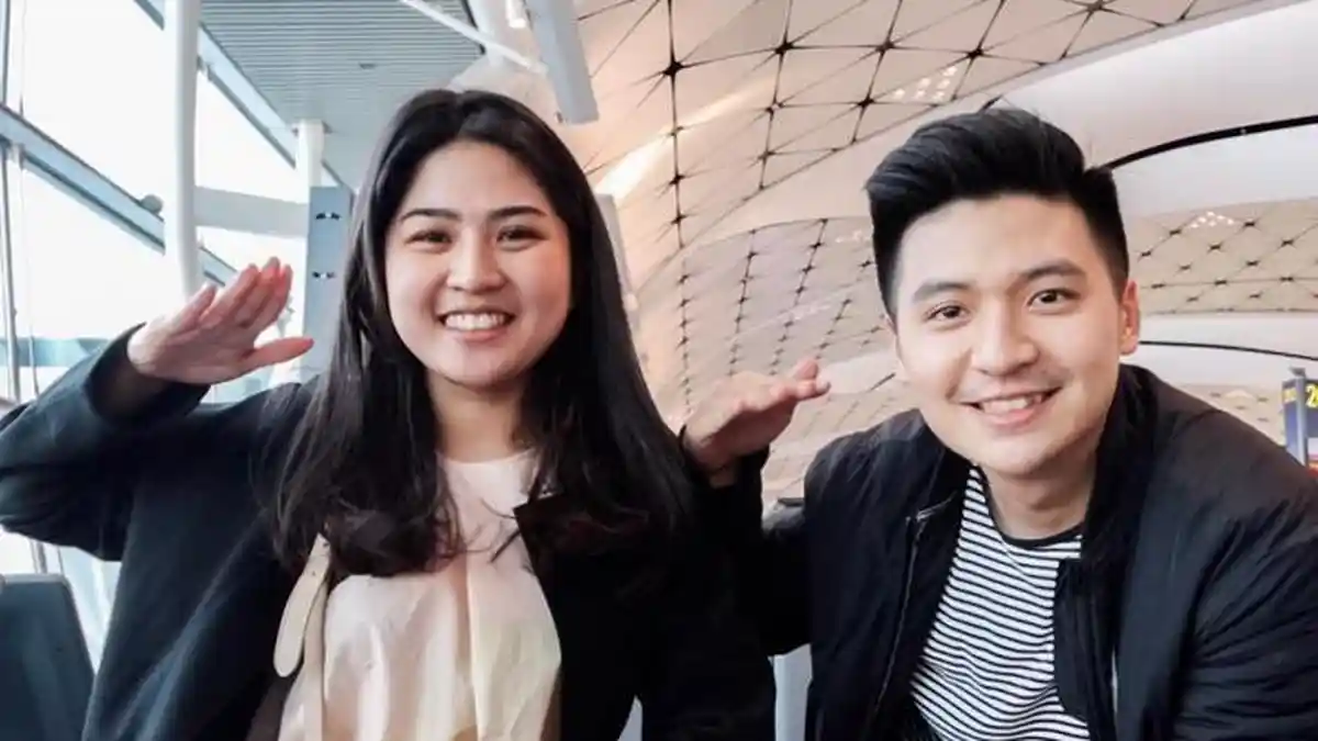 Damai, Youtuber Rius Vernandes Diajak Garuda Terbang Gratis di First Class