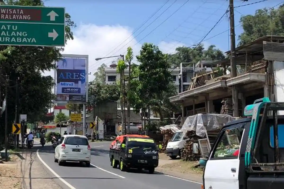 Info Lalu Lintas: Jalur Klemuk Kota Batu Ditutup Hari ini, Pengendara Diimbau Lewat Jalur Lain