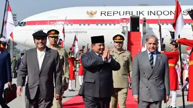 Semalam Rapat Penanganan Banjir di Aceh, Prabowo Siangnya Sudah di Pakistan