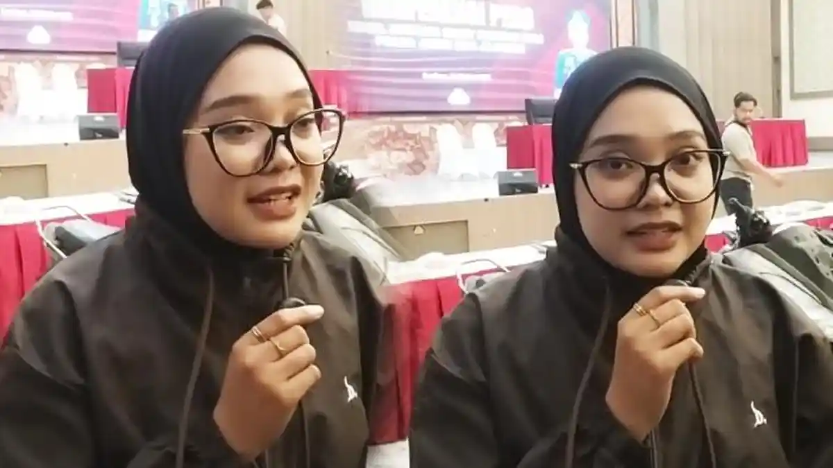 Tangis Haru Kasir di Malang, Motor Cash Hasil Menabung 3 Tahun Kembali ...