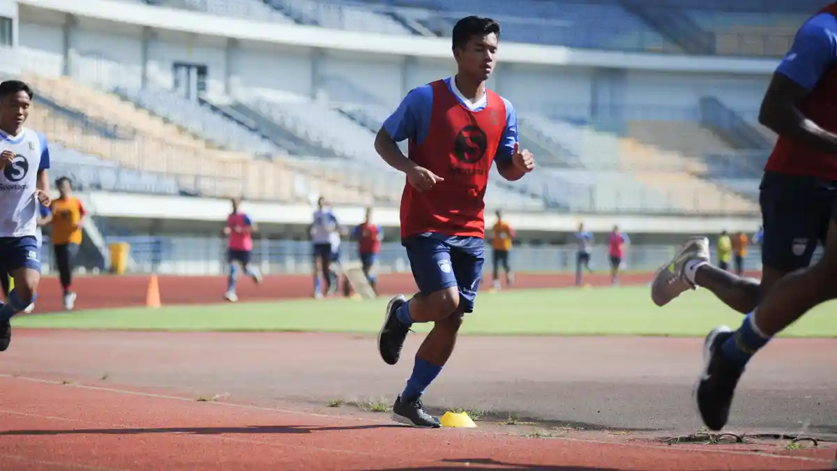 Reaksi Pelatih Persib dan 2 Klub Liga 1 yang Pemainnya Dipanggil Timnas, Ada yang Senang tapi Cemas