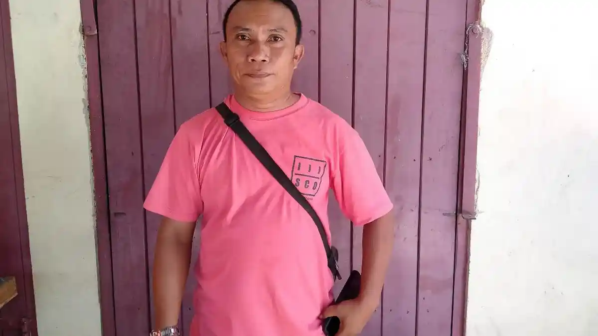 Cerita Suleman Israfil, Sarjana yang Tak Malu Jualan Rempah di Pasar