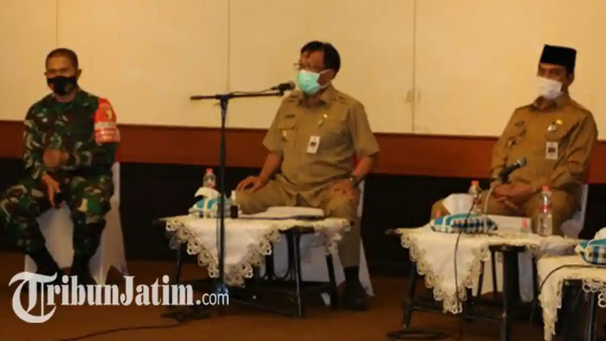 Bupati Gresik Larang Ada Panggung Hiburan di Malam Pergantian Tahun 2021: Giatkan Operasi Yustisi