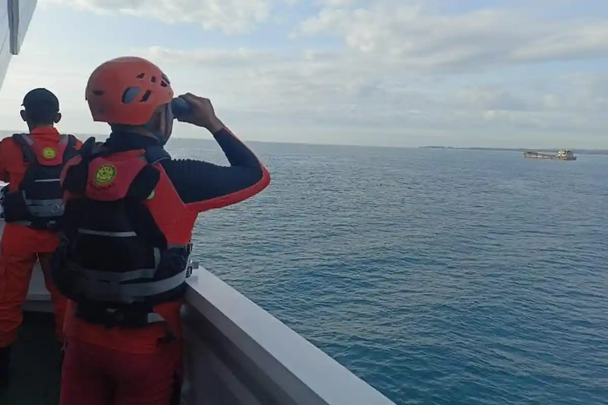 Hari Ketiga Pencarian, Satu dari Sepuluh ABK KM Linggar Petak 89 Ditemukan Selamat 