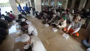 Buka-Bersama-di-Masjid-Istiqlal_20250301_222113.jpg