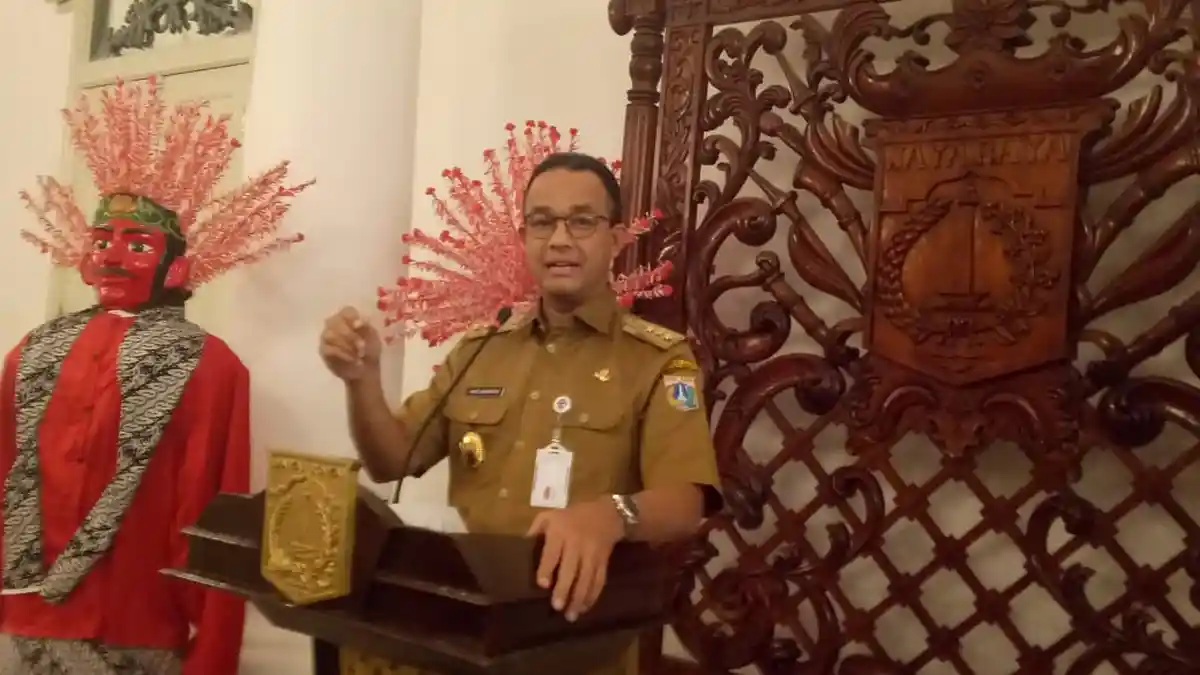 Kejar Target, Anies Terjunkan Ribuan Petugas Rapikan Kawasan Sudirman-Thamrin