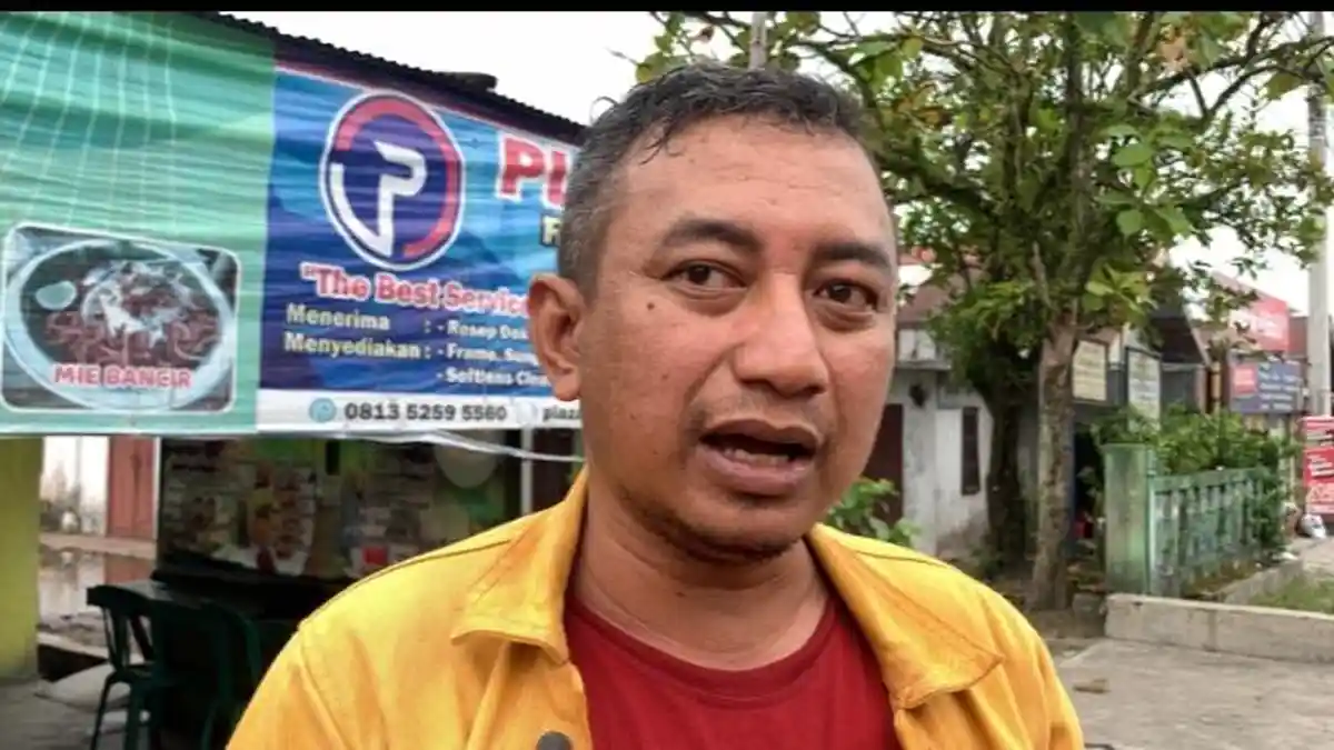 Dua Pengendara Terlibat Adu Mulut di Jalan RTA Milono Palangkaraya, Jadi Tontonan Warga