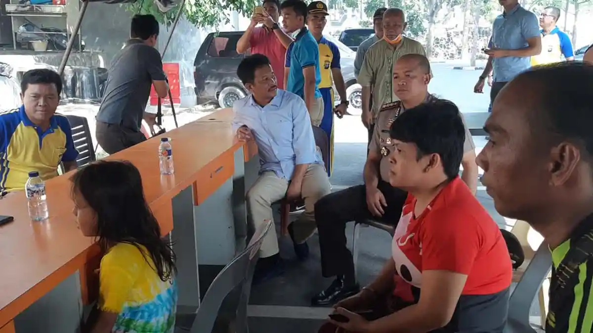 Kebakaran di Kampung Belian - Bersama Kapolresta, Walikota Batam Kunjungi Posko Bantuan