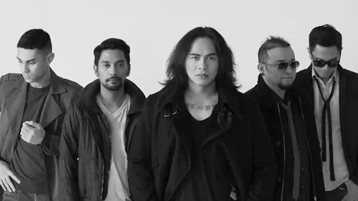 Chord Gitar ''Kupersembahkan Nirwana'' - Element: Arungi Khayalan, Cumbui Sang Rembulan