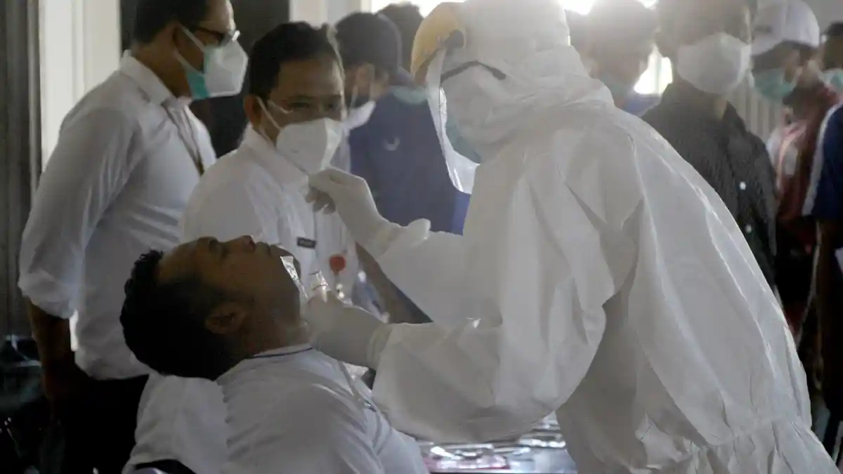 Pimpinan DPR Ungkap Ada 18 Anggota Terapapar Virus Corona
