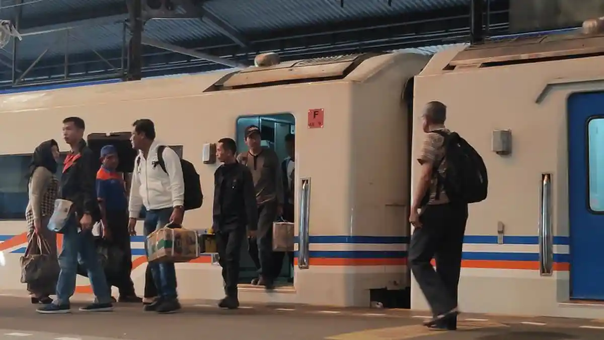 Ini Syarat Naik Kereta Api Khusus Nonmudik yang Beroperasi di Wilayah PT KAI Daop 3 Cirebon