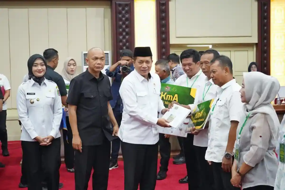 Menkop Sebut Lampung Tercepat Siapkan Koperasi Merah Putih