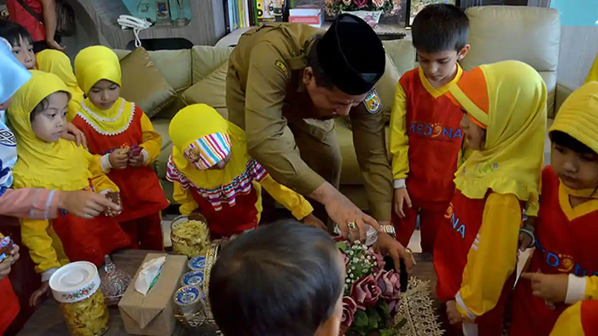 Nyaris Hafal 1 Juz, Wakil Walikota Apresiasi TK Medina - tk-medina-2_20180216_100918.jpg