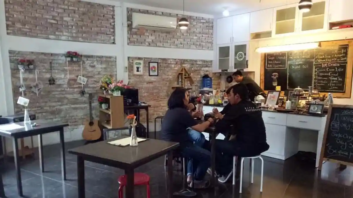 Coffee House Ini Menawarkan Kopi Spesial Racikan Sendiri. Tertarik Mencoba?