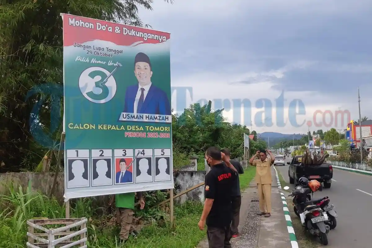 Masuk Minggu Tenang Pilkades Tahap II, Satpol PP Halmahera Selatan Tertibkan Baliho Para Cakades