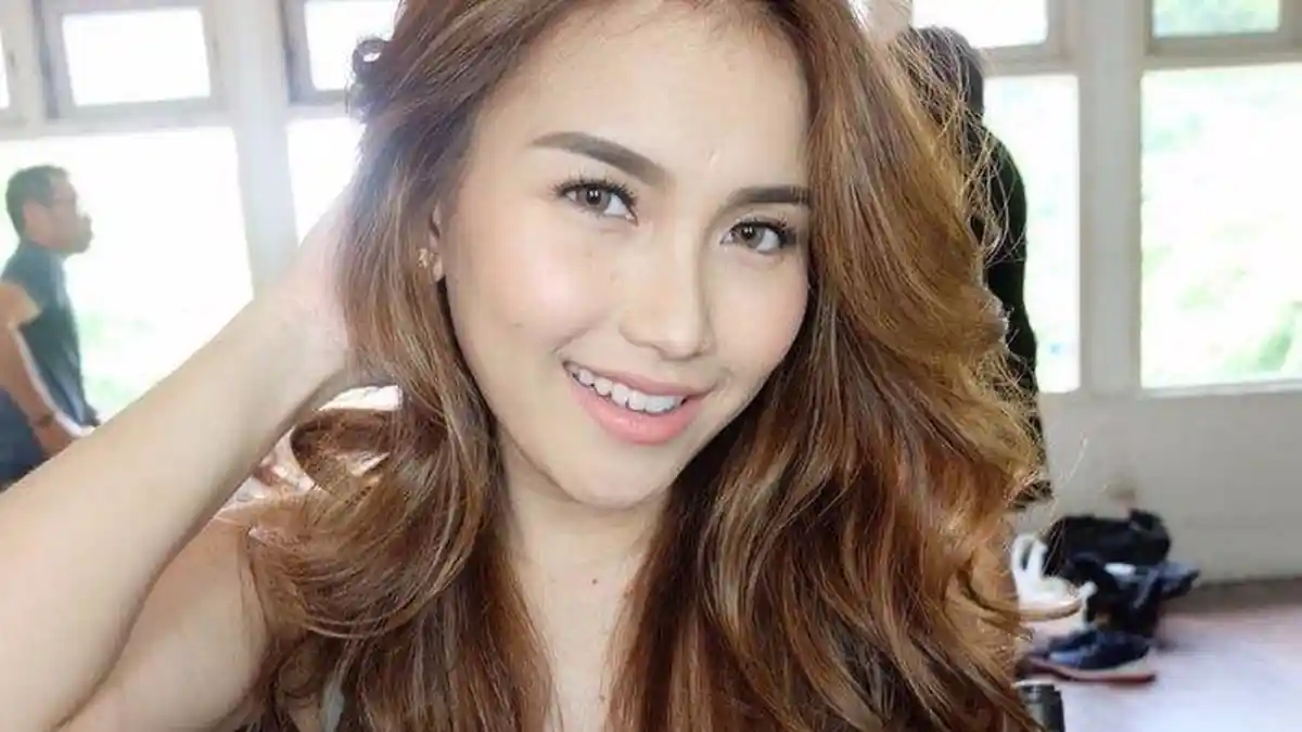 Ayu Ting Ting Dilarang Masak di Rumah karena Aset Keluarga