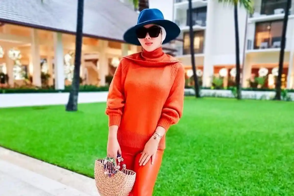 Gunakan Produk Make Up Brand Ternama Dunia, Terungkap Harga Lipstik Mewah yang Dipakai Syahrini