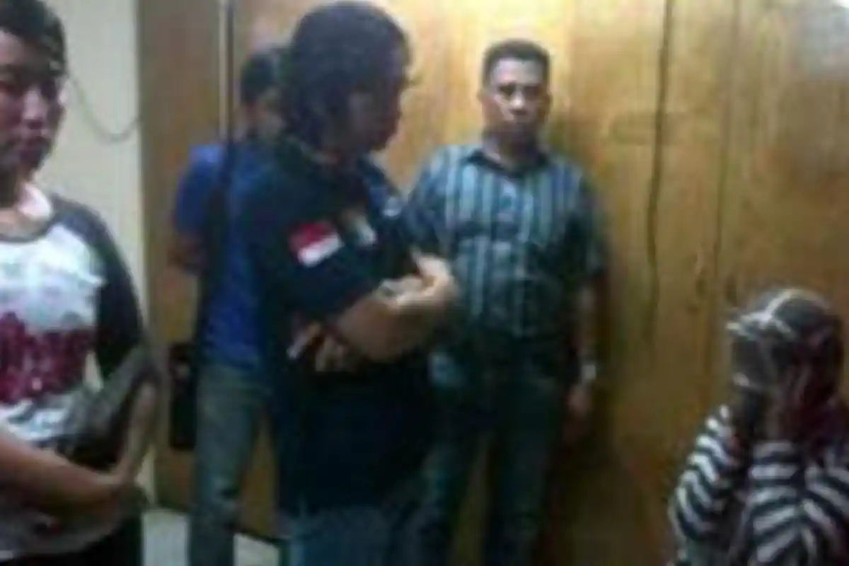 Polisi Gerebek Rumah Dukun Bayi yang Diduga Tempat Aborsi