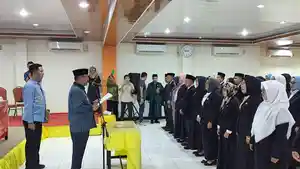 Bupati-Boalemo-Rum-Pagau-melantik-42-Kepala-Sekolahdcdd.jpg