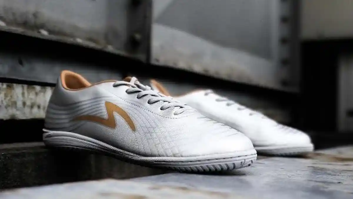 Specs Perkenalkan Sepatu Futsal Silverpack, Dua Pemain Timnas Rasakan Kenyamanannya