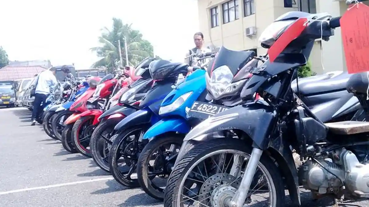 Pura-pura Jadi Anggota Intelejen, Pria Ini Ternyata Pencuri
