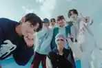 Lirik-Lagu-Plot-Twist-TWS-Terjemahan-Indonesia-Ireoke-Mannaseo-Bangawo-Naeil-Tto-Bwa-Annyeong.jpg