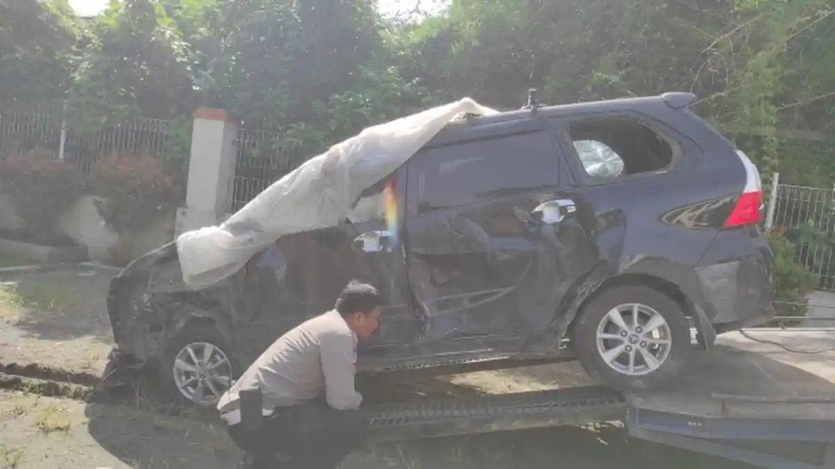 Polisi Buru Pria tak Dikenal yang Titipkan Mobil tak Jauh dari Lokasi Penemuan Dua Mayat Laki-laki