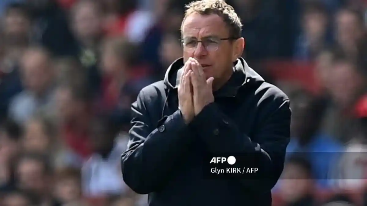 Beri Waktu Mengurus Ajax, Ralf Rangnick Belum Berbicara Soal Manchester United dengan Erik ten Hag