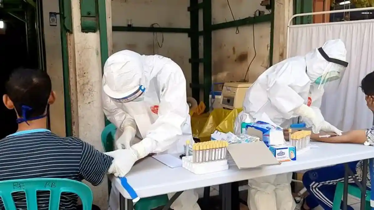 Hasil Rapid Test Tahap Tiga, Satu Pedagang Pasar Perumnas Klender Dinyatakan Reaktif